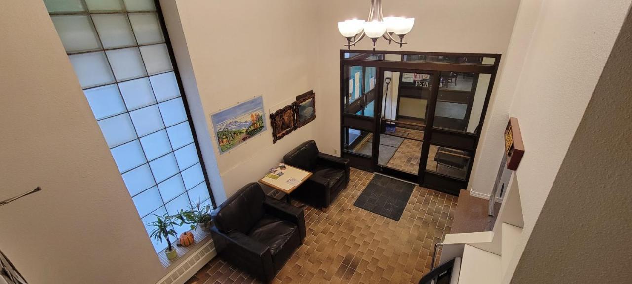 The Cosmopolitan Hotel Blairmore ภายนอก รูปภาพ